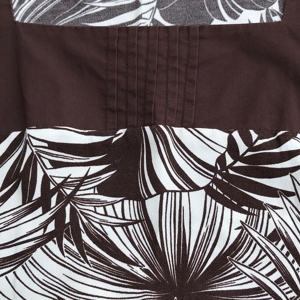 Kaua’iana Hawaiian Women’s Top - Picture 3 of 4